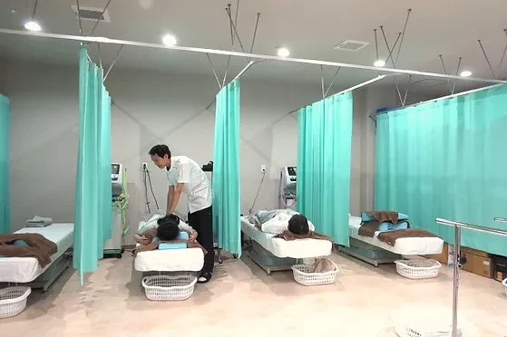 こうじんさん鍼灸接骨院 施術スペース
